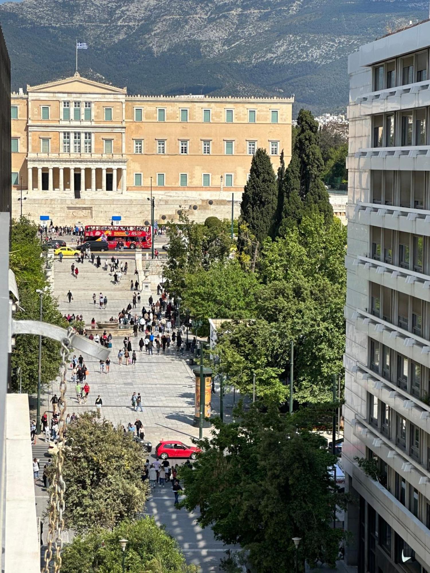 2 Bd Apt In Syntagma With Acropolis View Athens Exterior photo