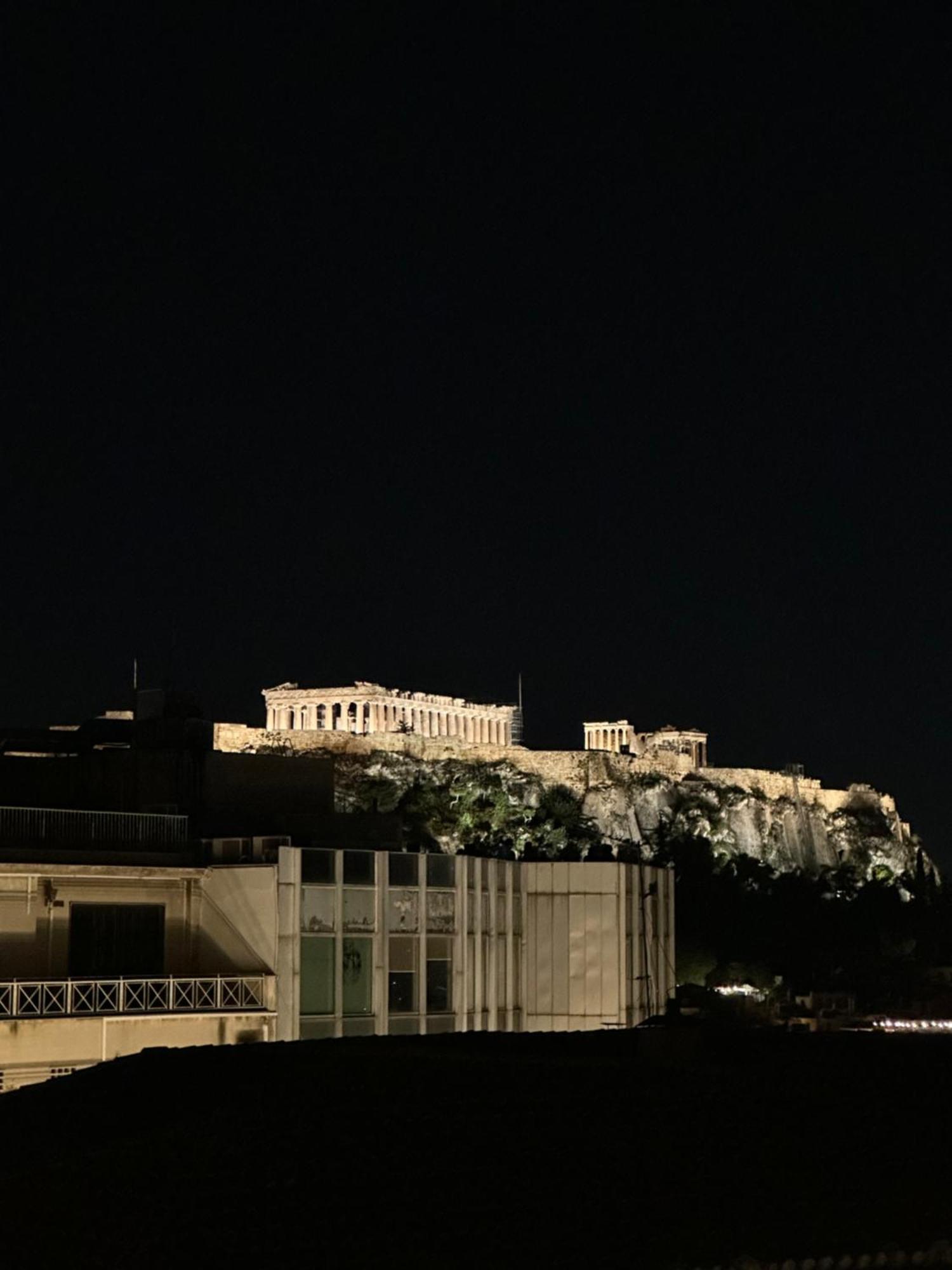 2 Bd Apt In Syntagma With Acropolis View Athens Exterior photo